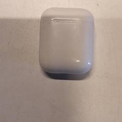 Oortjes case wit, amint azt Qbuzz ZHN az iLost segítségével jelentette.