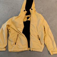 Berokia Jaune H&M, gisa salatu by IKEA Brest Guipavas iLost erabiliz