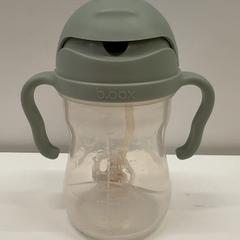 哺乳ボトル, som rapportert av IKEA Tokyo-Bay ved bruk av iLost