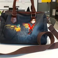 Táska - Handtas Doorenweerd, amint azt Regio Oost-Vlaanderen az iLost segítségével jelentette.