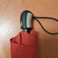 Klappschirm rouge, gemeldet von TCL über iLost