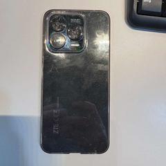 Smartphones black, gemeldet von MEININGER Hotel Munich Olympiapark über iLost