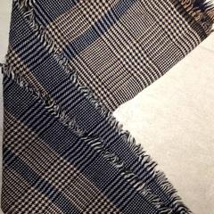 Shawl, as reported by Qbuzz DMG using iLost