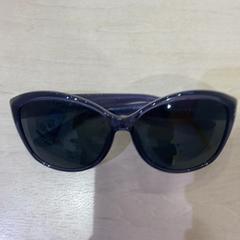 Solglasögon, rapporterat av IKEA渋谷 med iLost