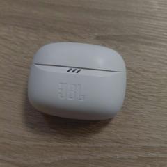 Earbudsdoosje, a été signalé par EBS OV Poeldijk utilisant iLost