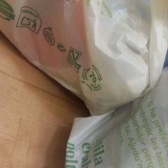 Bolsas con ropa y juguetes, ako bolo nahlásené IKEA Valladolid pomocou iLost