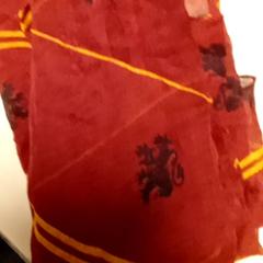 Châle, a été signalé par Mövenpick Hotel Amsterdam City Centre utilisant iLost