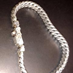 Armband, rapporterat av TivoliVredenburg med iLost