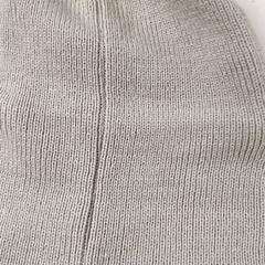 Kleding Muts, rapporterat av Centraal magazijn med iLost