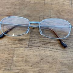 めがね، كما تم الإبلاغ عنه بواسطة IKEA立川 عبر iLost