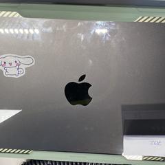 노트북 Black Apple, iLost를 사용하여 MEININGER Hotel Munich Olympiapark에 보고됨