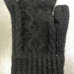 手袋　片方, come riportato da IKEA Tokyo-Bay utilizzando iLost