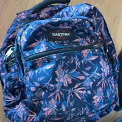 Saco, como reportado por Het Amsterdamse Winterterras utilizando o iLost