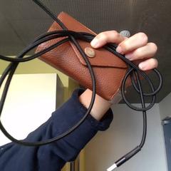 Titular de la targeta, segons ha informat MEININGER Hotel Lyon Centre Berthelot mitjançant iLost