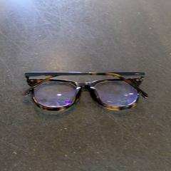 Ulleres, segons ha informat IKEA Lille mitjançant iLost