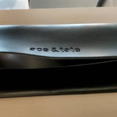 Eyewear box, as reported by Regio Antwerpen - Brussel using iLost