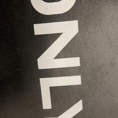 Aankoop only, a été signalé par Designer Outlet Roermond utilisant iLost