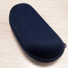 Brillenetui mit brille, gemeldet von Qbuzz Fryslân über iLost