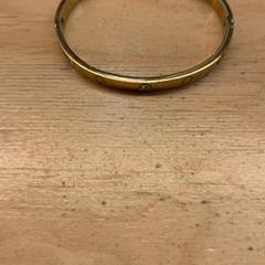 Braccialetto, come riportato da Pathé Utrecht Leidsche Rijn utilizzando iLost