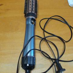 Fén hair, jak nahlášeno Carlton Beach Hotel pomocí iLost