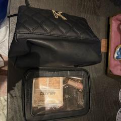 Diversen, zoals gemeld door Van der Valk Hotel Amsterdam-Amstel met iLost