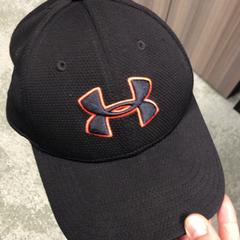 Mütze, gemeldet von Pathé Helmond über iLost