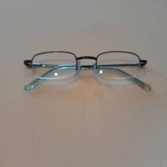 Lentes, segundo informou Van der Valk Hotel Tiel usando iLost
