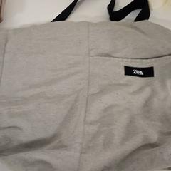 Sac, a été signalé par IKEA Mons utilisant iLost