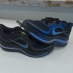 Topánka, ako bolo nahlásené Van der Valk Hotel Schiphol pomocou iLost