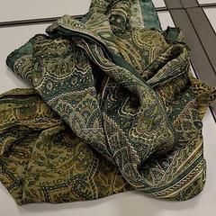 Sjaal, zoals gemeld door Vrije Universiteit Amsterdam met iLost