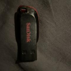 usbstick scandisk red, como reportado ao iLost