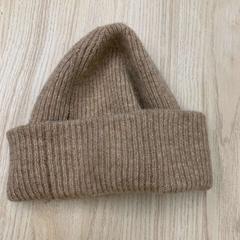 Petje stickad beige, as reported by IKEA Jönköping using iLost