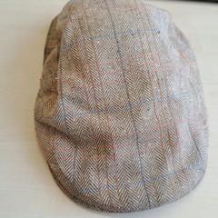 Beige Pet, The English Haller, Amsterdam a été signalé sur iLost