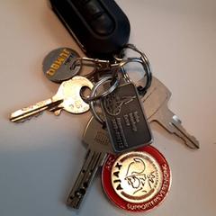 Chaveiro Divers, segundo informou Connexxion Zeeuws-Vlaanderen usando iLost