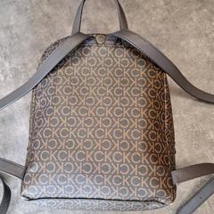 Mochila zwart/bruin, segundo informou RRReis IJssel-Vecht Lelystad usando iLost