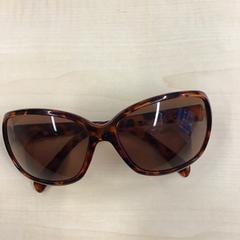 Zonnebril, como reportado por Gemeente Nijmegen utilizando o iLost