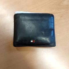 Pénztárca portemojn, amint azt Regio Antwerpen - Brussel az iLost segítségével jelentette.