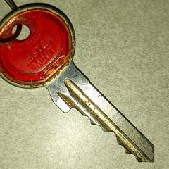 İLost kullanarak Regio Antwerpen - Brussel tarafından bildirildiği gibi Anahtarlar