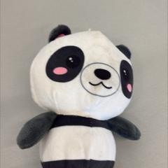 Animal de peluche svart og hvit, segundo informou IKEA Sørlandet usando iLost