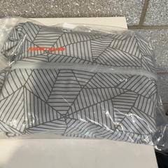 Jacket Grey, striped, as reported by Cincinnati Tennis LLC using iLost