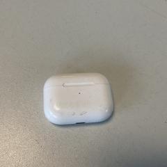 Earpoddoosje, como reportado por Breng Arnhem utilizando o iLost