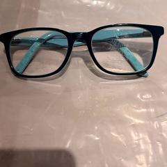 Gafas Lichtblauw/turquoise, ha sido reportado por IKEA Wilrijk con iLost