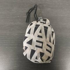 Táska - Stoffen zak, amint azt Regio Limburg - Leuven az iLost segítségével jelentette.