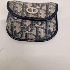 Plånbok, rapporterat av Transdev Gooi en Vechtstreek med iLost