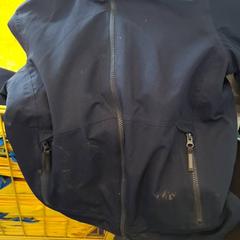 Bunda, jak nahlášeno IKEA Metz pomocí iLost