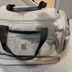 Sac - Draagtas beige, a été signalé par Regio Oost-Vlaanderen utilisant iLost