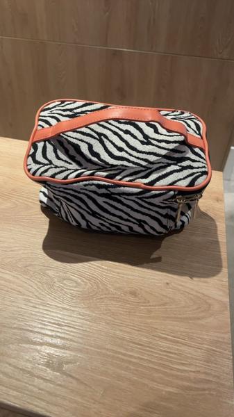 Toilet bag toulet