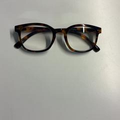Gafas, ha sido reportado por Ziekenhuis Oost-Limburg con iLost