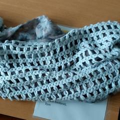 Oblečenie - Sjaal, ako bolo nahlásené Regio West-Vlaanderen pomocou iLost