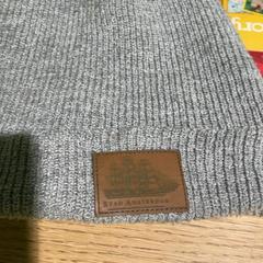 Cap Grey, come riportato da MEININGER Hotel Berlin East Side Gallary utilizzando iLost